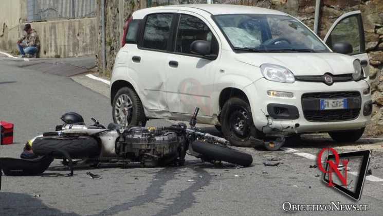 Forno incidente mortale auto moto 3