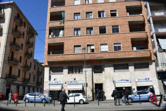 Torino donna colpita testa1