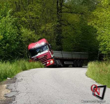 rivara pertusio tir fuoristrada