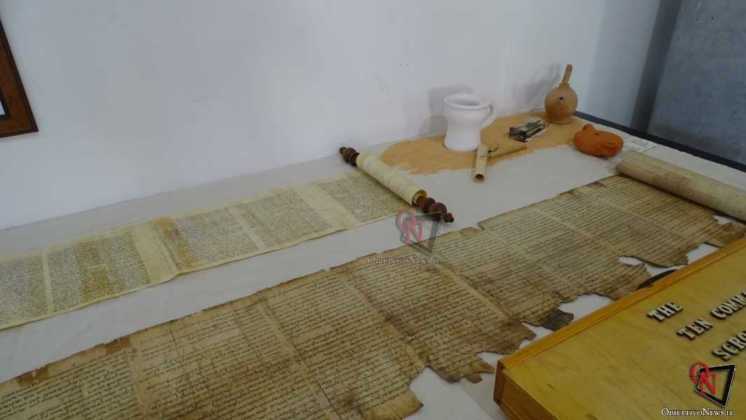 Castellamonte La bibbia il libro dei libri 4