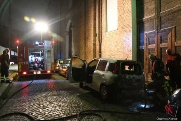 Venaria incendio auto via xx settembre 3