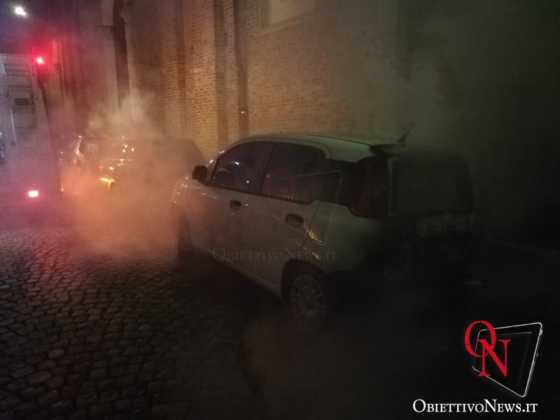 venaria incendio auto