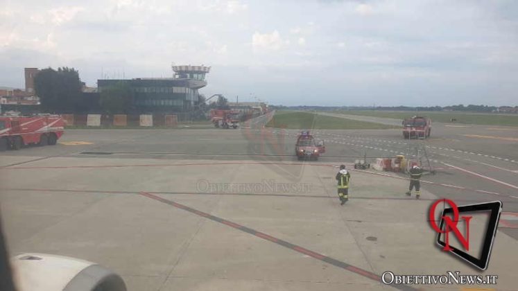 Caselle incendio cabina aereo 1