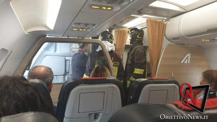 Caselle incendio cabina aereo 4