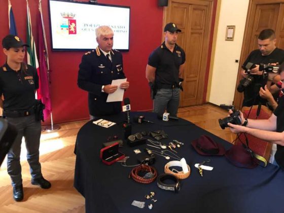 Torino chiavi bulgare polizia 2