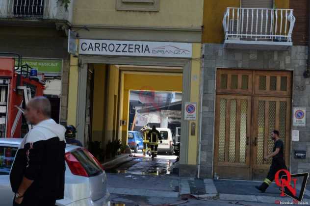 Torino incendio carrozzeria 2