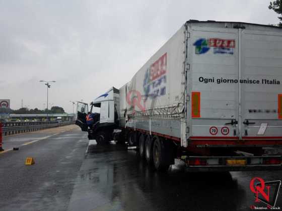 Torino incidente tangenziale 7