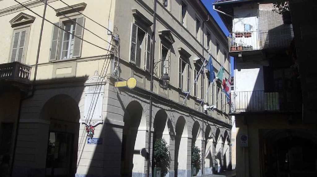 AGLIÈ – Contributi per il recupero delle facciate delle abitazioni nel centro storico 1 AGLIÈ – Contributi per il recupero delle facciate delle abitazioni nel centro storico