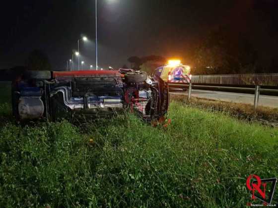 Favria auto fuori strada 4