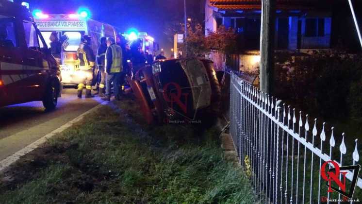 Lombardore auto fuori strada 7