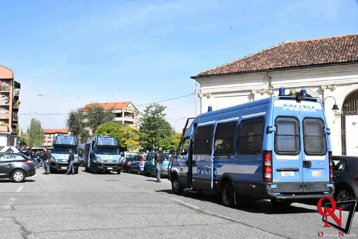 Torino New Jersey In Cemento Per Impedire Il Mercato Abusivo Nell Area Di San Pietro In Vincoli Foto Obiettivonews Torino New Jersey In Cemento Per Impedire Il Mercato Abusivo Nell Area Di San Pietro In Vincoli Foto Obiettivonews