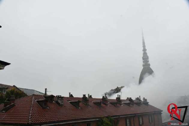 Torino incendio cavallerizza 1 Res