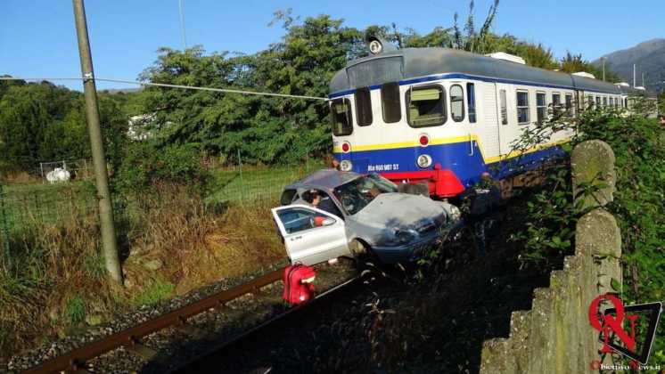 Valperga auto travolta da treno 12 Res