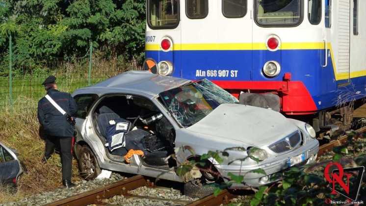 Valperga auto travolta da treno 16 Res