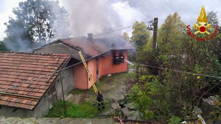 Villar perosa incendio casa 1 Res