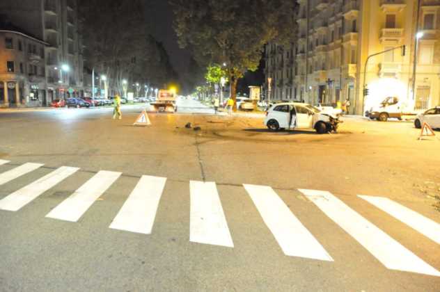 torino incidente largo francia Res