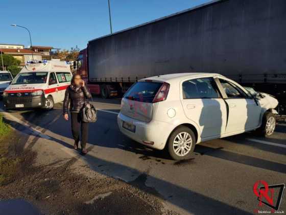 Rivara auto contro tir 11