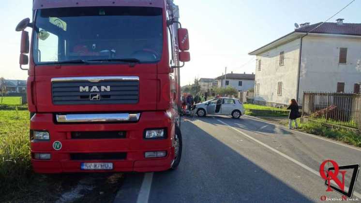 Rivara auto contro tir 3