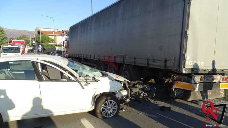Rivara auto contro tir 6