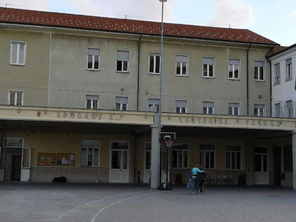SAN BENIGNO CANAVESE – Il Prof Pagani tra i concorrenti de “L'Eredità” 2 SAN BENIGNO CANAVESE – Il Prof Pagani tra i concorrenti de “L'Eredità”