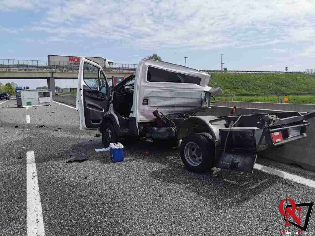 SETTIMO / CASELLE – Incidente in tangenziale nord tra i due svincoli; un ferito (FOTO)