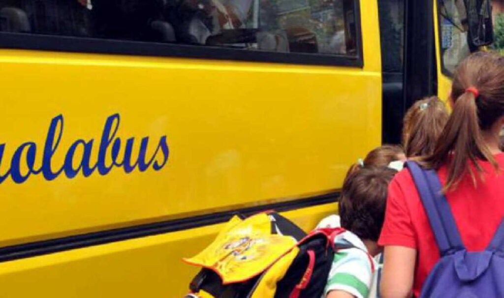 CHIVASSO - Riapertura scuole, scuolabus: da lunedì nuove regole