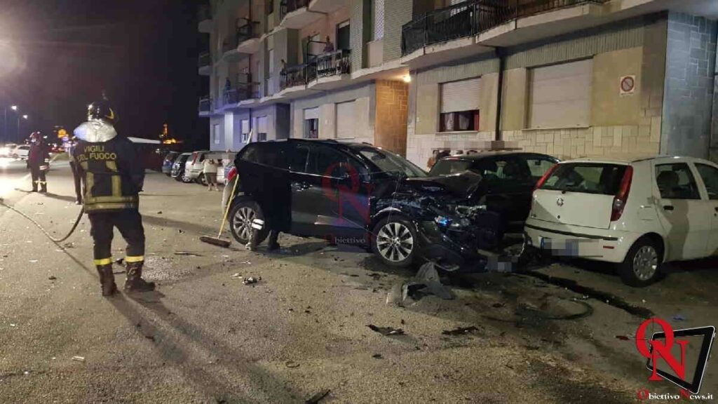 SCARMAGNO – Incidente sulla provinciale tra Romano e Montalenghe; ferita una giovane (FOTO) 1 SCARMAGNO – Incidente sulla provinciale tra Romano e Montalenghe; ferita una giovane (FOTO)