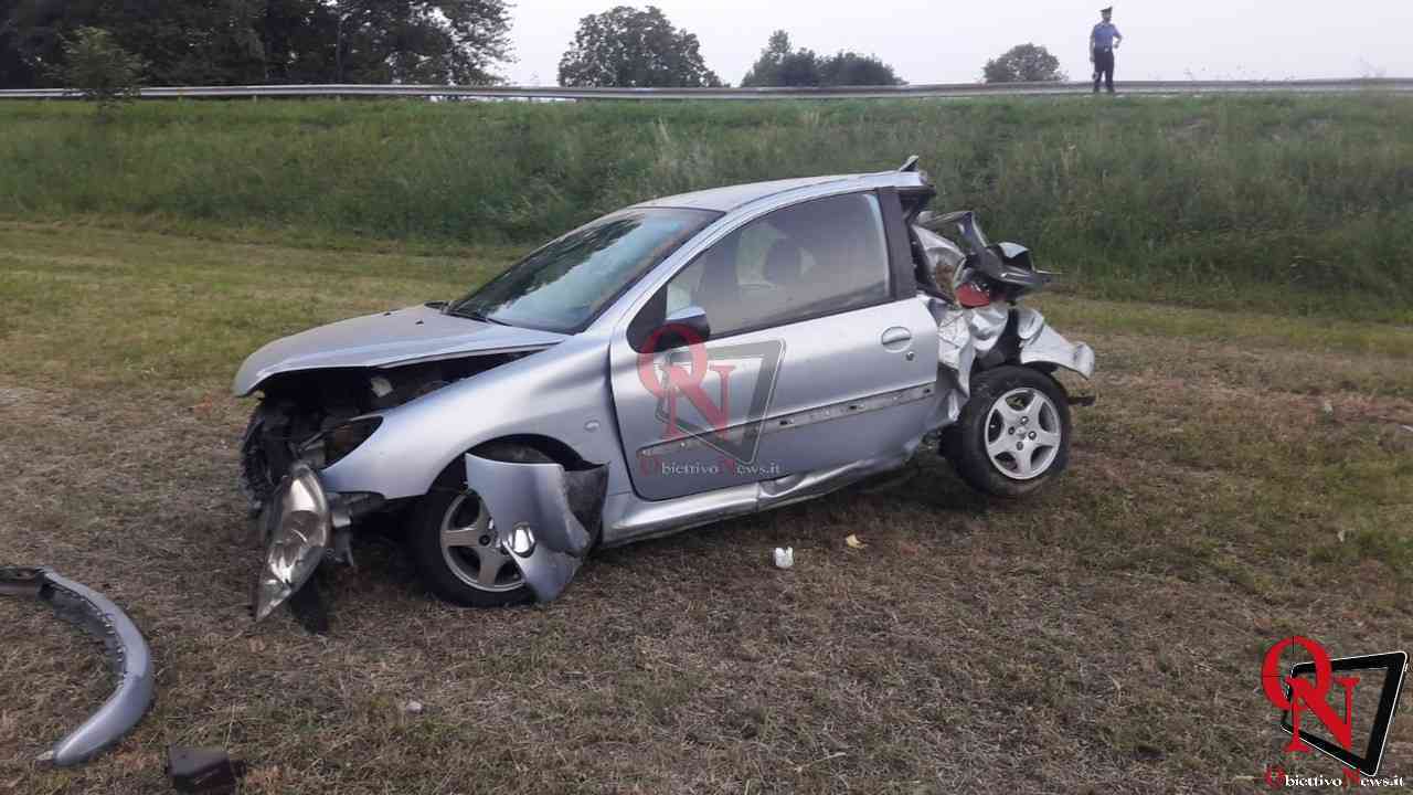 CASTELLAMONTE – Spineto: auto esce di strada; feriti due giovani di 21 e 15 anni (FOTO)