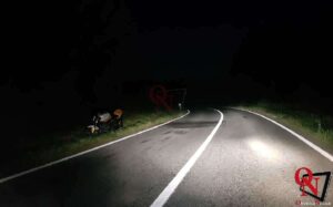 SAN MARTINO CANAVESE – Moto a terra sulla provinciale 56, centauro illeso