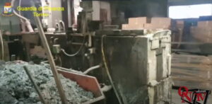 CANAVESE – Frode in commercio, tre imprenditori denunciati; il deposito era a Forno (VIDEO) 1 CANAVESE – Frode in commercio, tre imprenditori denunciati; il deposito era a Forno (VIDEO)