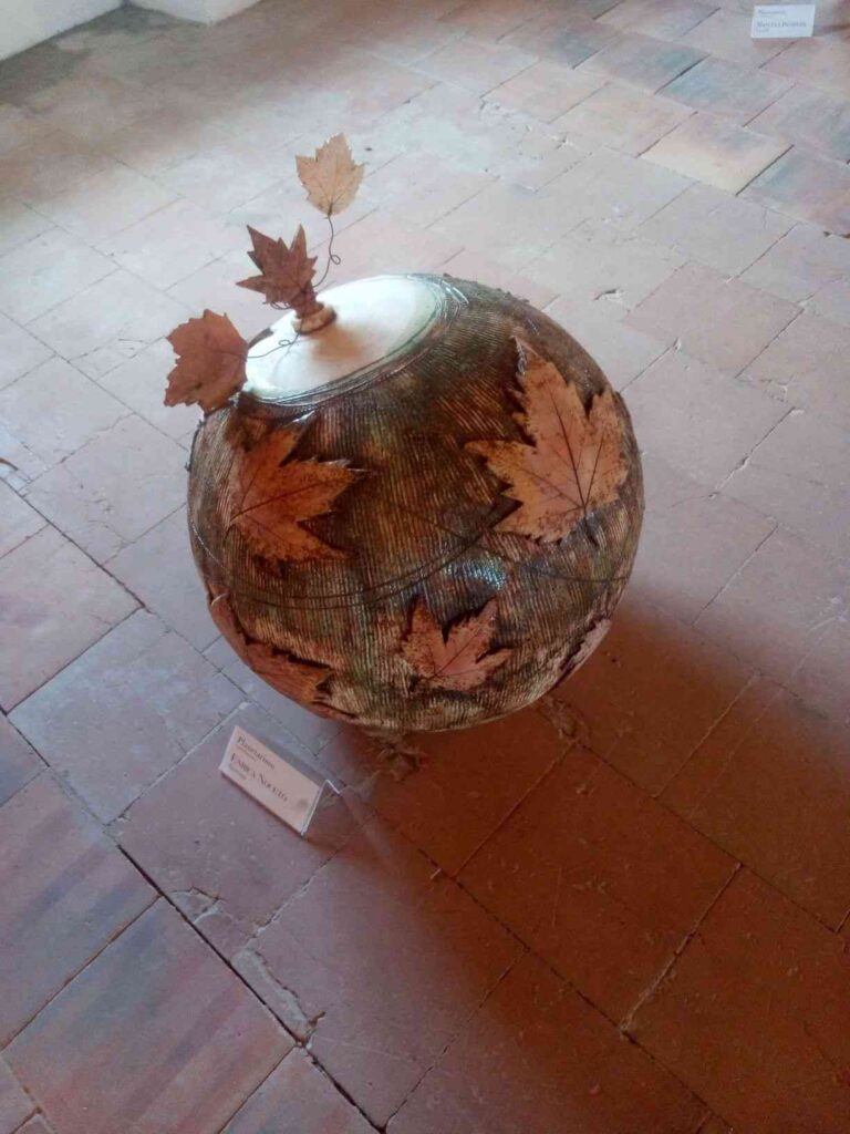 CASTELLAMONTE - Al Centro Ceramico La Fornace in frazione Spineto fino al 1° novembre “PLANETARIUM” 2 CASTELLAMONTE - Al Centro Ceramico La Fornace in frazione Spineto fino al 1° novembre “PLANETARIUM”