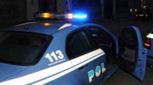 TORINO – Litiga con la fidanzata e minaccia il suicidio: 20enne rintracciato dalla Polizia 1 TORINO – Litiga con la fidanzata e minaccia il suicidio: 20enne rintracciato dalla Polizia