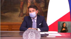 CORONAVIRUS – Confermato: Piemonte, Calabria, Lombardia e Valle d'Aosta zone rosse (VIDEO) 1 CORONAVIRUS – Confermato: Piemonte, Calabria, Lombardia e Valle d'Aosta zone rosse (VIDEO)