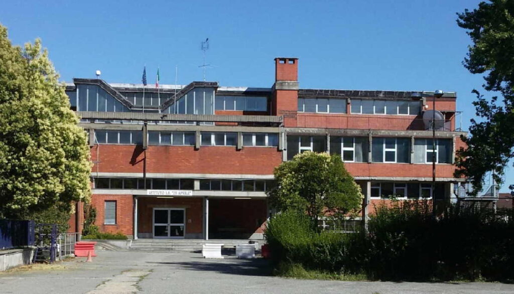 CASTELLAMONTE / CUORGNÈ - Record di iscrizioni all’Istituto 25 Aprile - Faccio 1 CASTELLAMONTE / CUORGNÈ - Record di iscrizioni all’Istituto 25 Aprile - Faccio