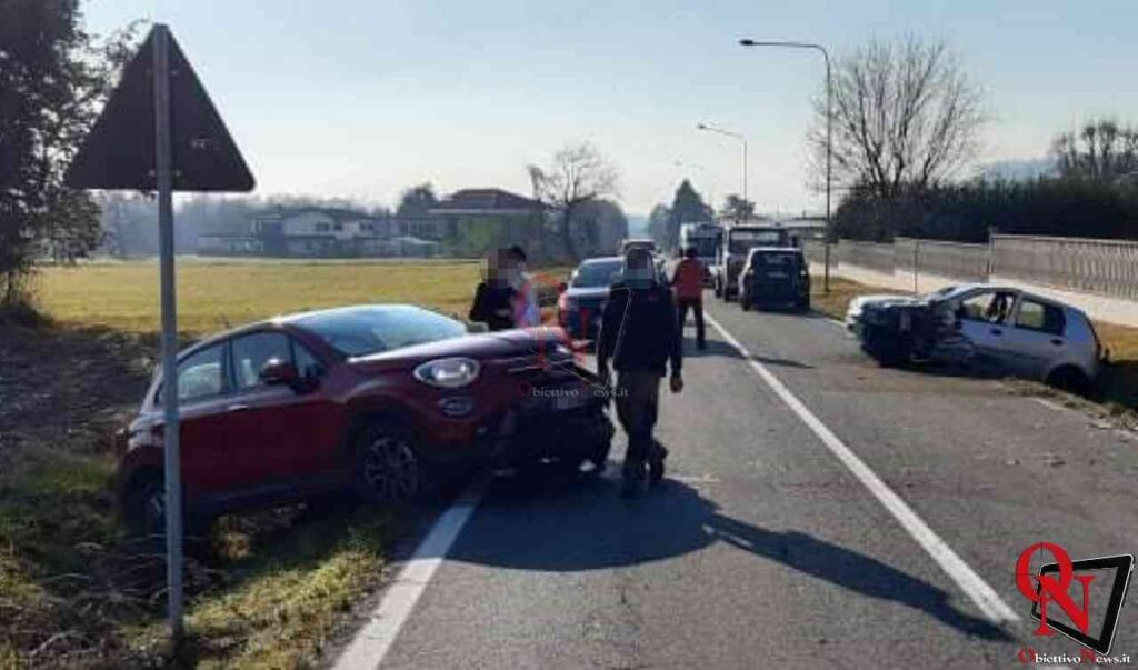 Castellamonte Baldissero scontro tra due auto 3