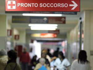 TORINO - Aumenta il disagio tra gli adolescenti e con esso i tentativi di suicidio 1 TORINO - Aumenta il disagio tra gli adolescenti e con esso i tentativi di suicidio