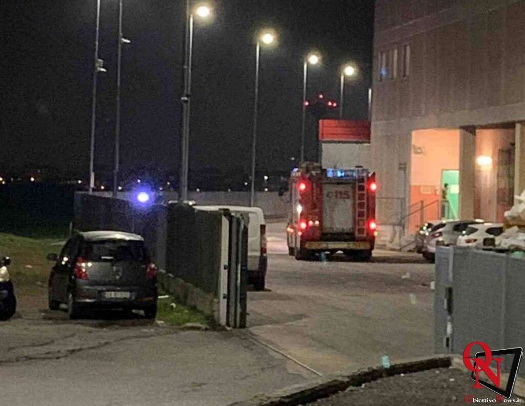 CASELLE TORINESE – Evacuato il Bennet per un presunto incendio (FOTO) 3 CASELLE TORINESE – Evacuato il Bennet per un presunto incendio (FOTO)