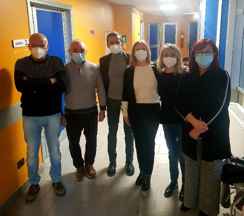 CORONAVIRUS – 102 nuovi casi positivi in Canavese; vaccinati a Chivasso e Ciriè alcuni medici di famiglia 1 CORONAVIRUS – 102 nuovi casi positivi in Canavese; vaccinati a Chivasso e Ciriè alcuni medici di famiglia