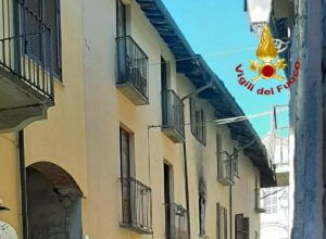 CORIO – Incendio abitazione in via Claudio Chiesa (FOTO)