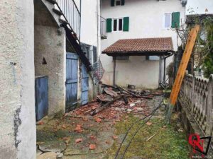 SAN COLOMBANO BELMONTE – Incendio al tetto di un’abitazione in frazione Cresto
