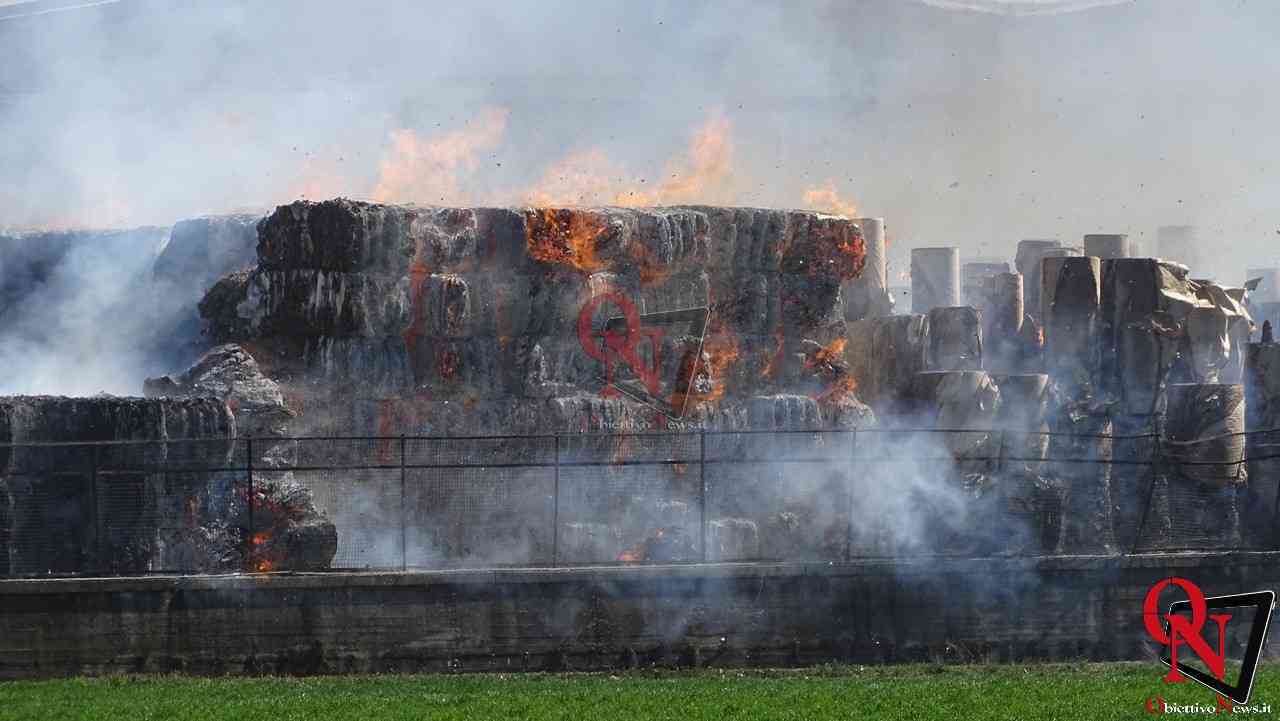 FRONT - Incendio alla Cartiera (FOTO E VIDEO)