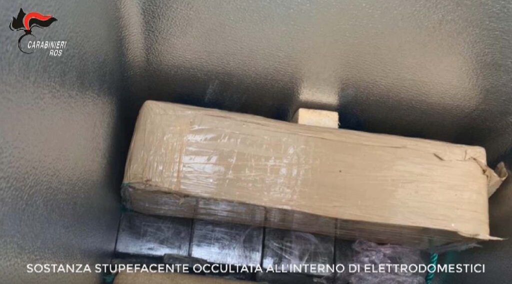 ITALIA – Traffico internazionale di droga: 9 arresti in 6 province 1 ITALIA – Traffico internazionale di droga: 9 arresti in 6 province