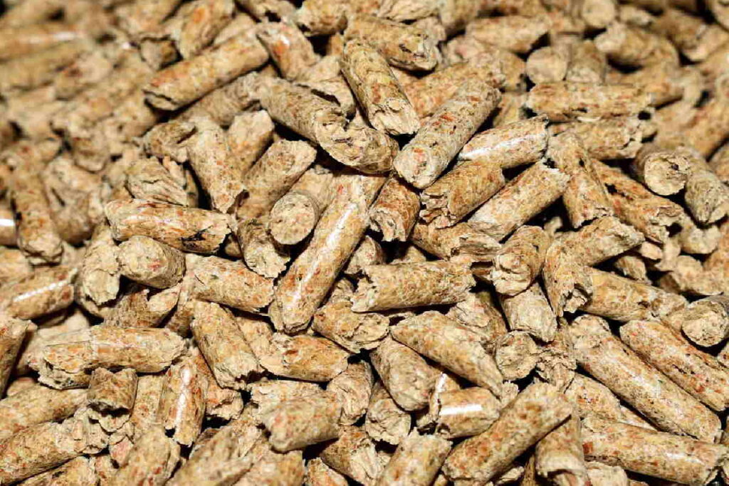 CANAVESE – Sequestrati oltre 25 tonnellate di pellet contraffatto 1 CANAVESE – Sequestrati oltre 25 tonnellate di pellet contraffatto