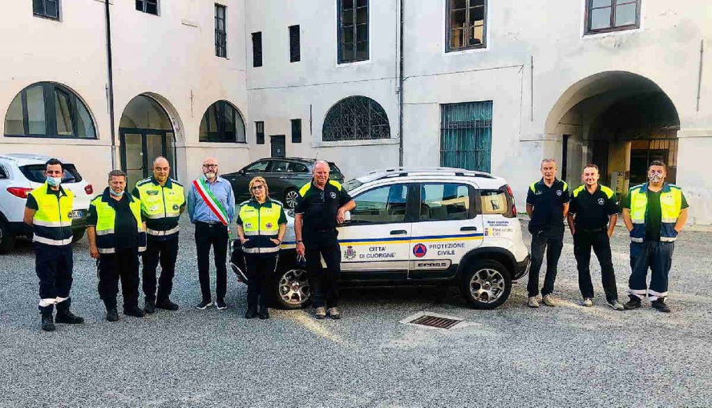 CUORGNÈ – Inaugurato un nuovo mezzo di Protezione Civile 1 CUORGNÈ – Inaugurato un nuovo mezzo di Protezione Civile