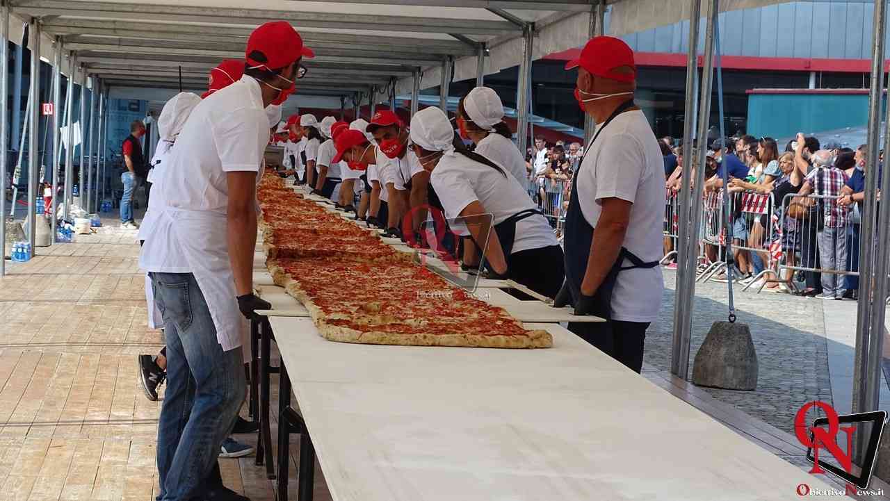 RIVAROLO CANAVESE – Raggiunto il Record del mondo: 38metri di pizza in pala (FOTO E VIDEO)