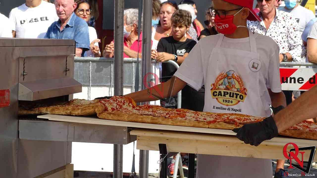 RIVAROLO CANAVESE – Raggiunto il Record del mondo: 38metri di pizza in pala (FOTO E VIDEO)