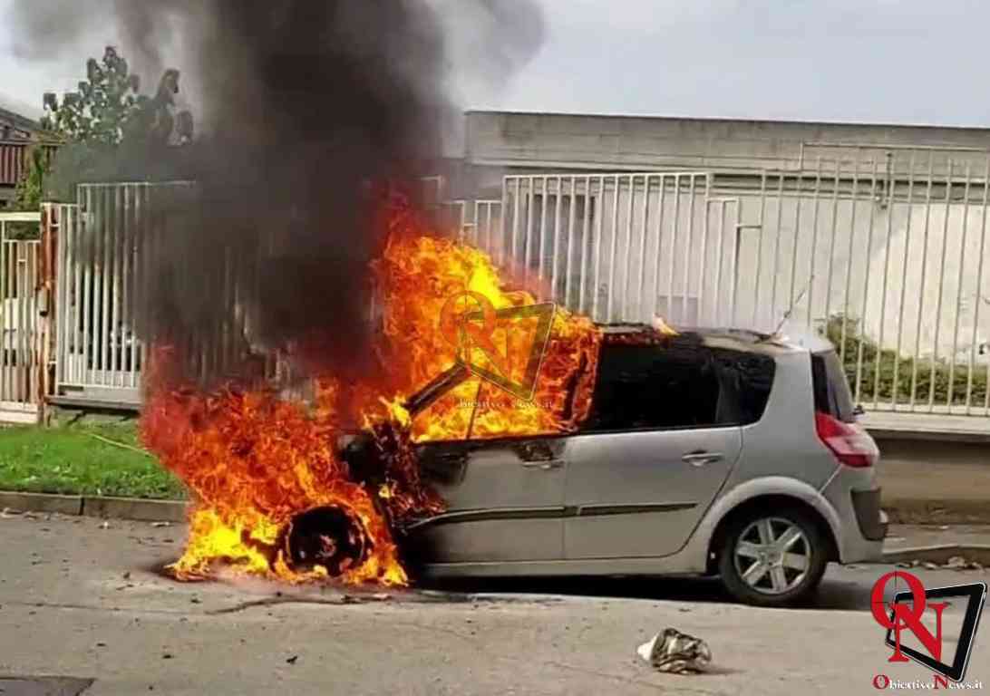 RIVAROLO CANAVESE Auto in fiamme in corso Indipendenza 12