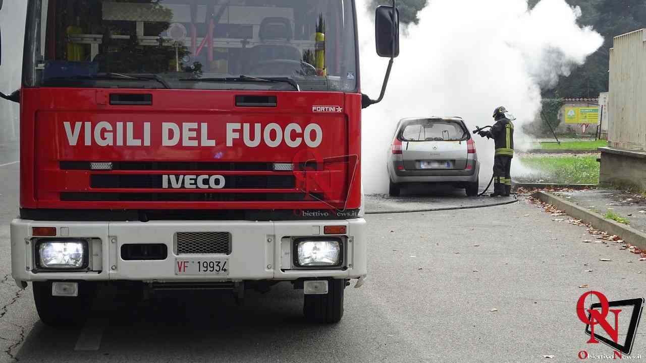 RIVAROLO CANAVESE Auto in fiamme in corso Indipendenza 6