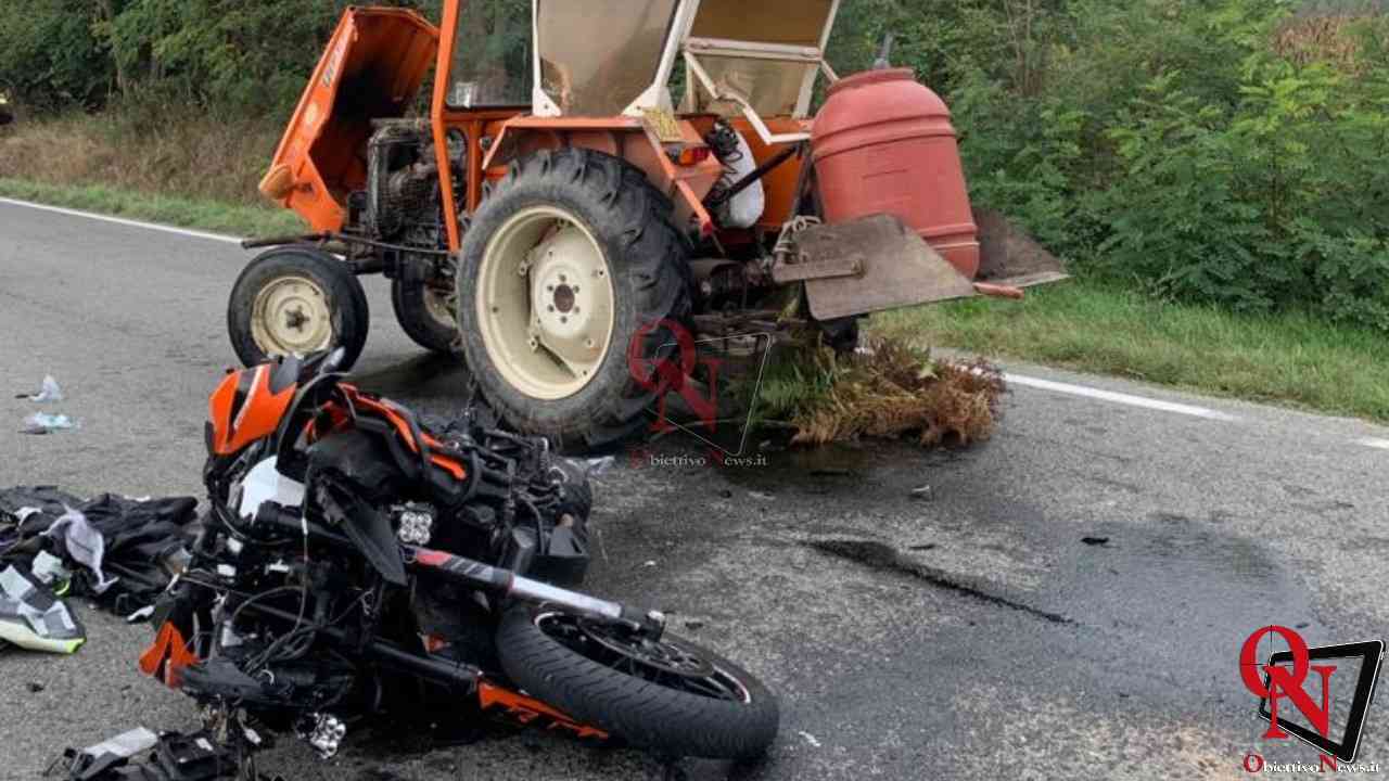 SAN BENIGNO CANAVESE – Brutto incidente sulla Sp40, moto contro trattore (FOTO)