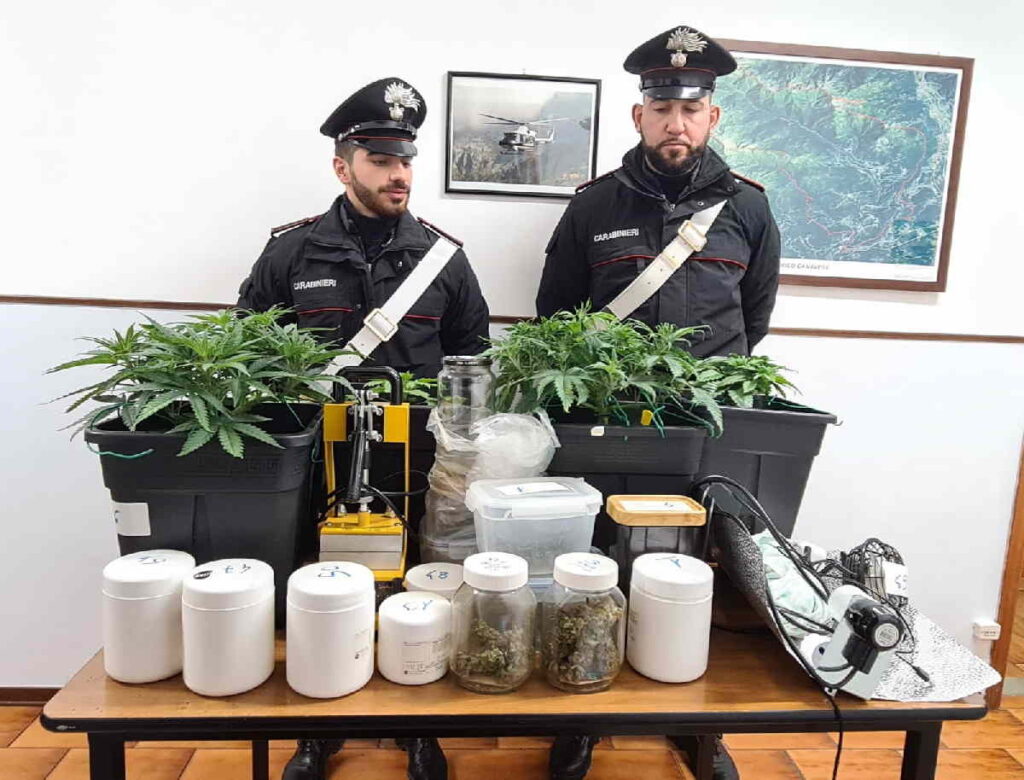 BALDISSERO CANAVESE – Denunciato un 37enne per detenzione di droga 1 BALDISSERO CANAVESE – Denunciato un 37enne per detenzione di droga